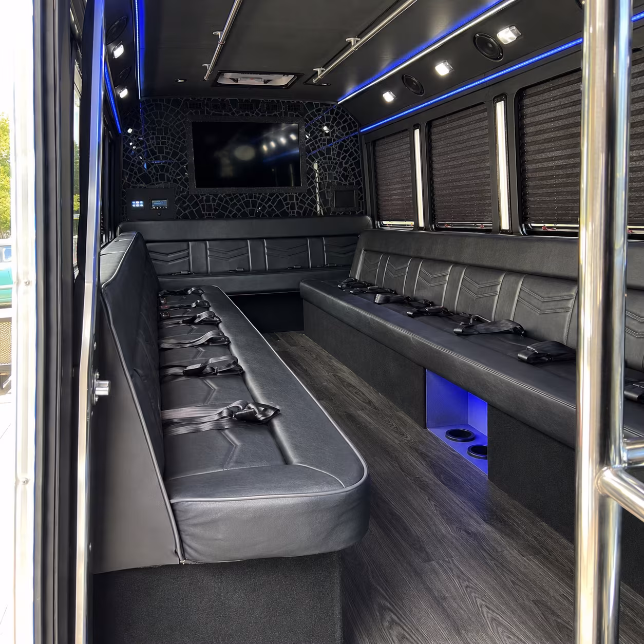 birthday party buses for macon bar crawls and nightlife nights out