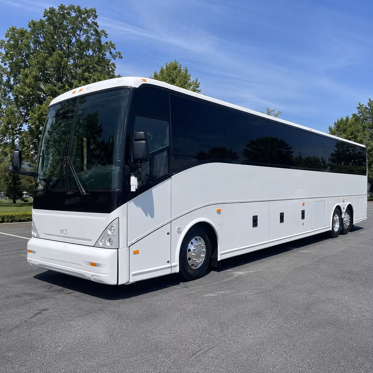 charter bus rentals for the drive up i 75 to atlanta braves and falcons games