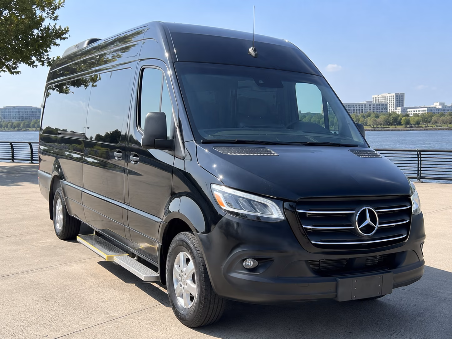 easily book transportation for your next sporting event 1