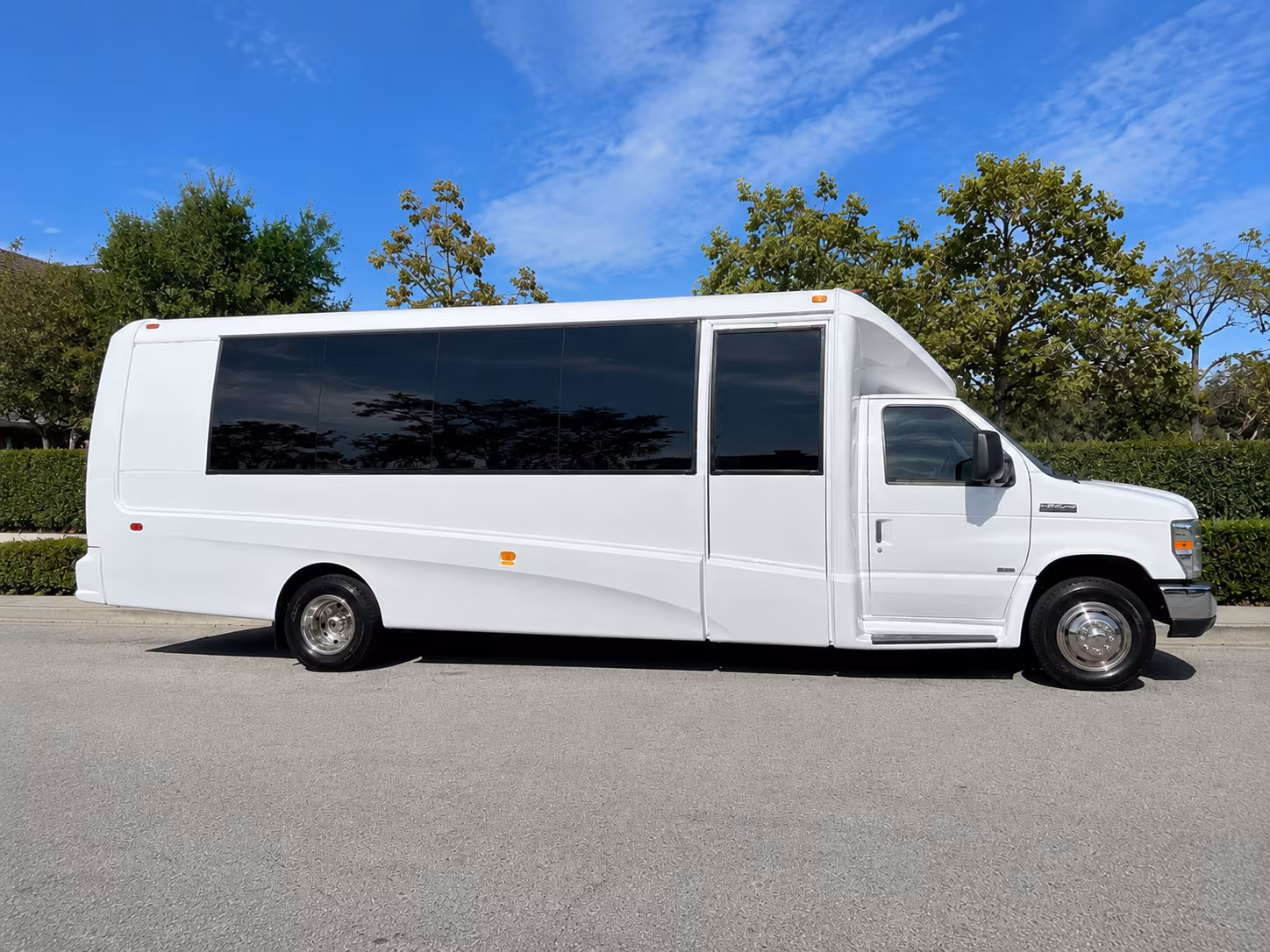 easily book transportation for your next sporting event 4
