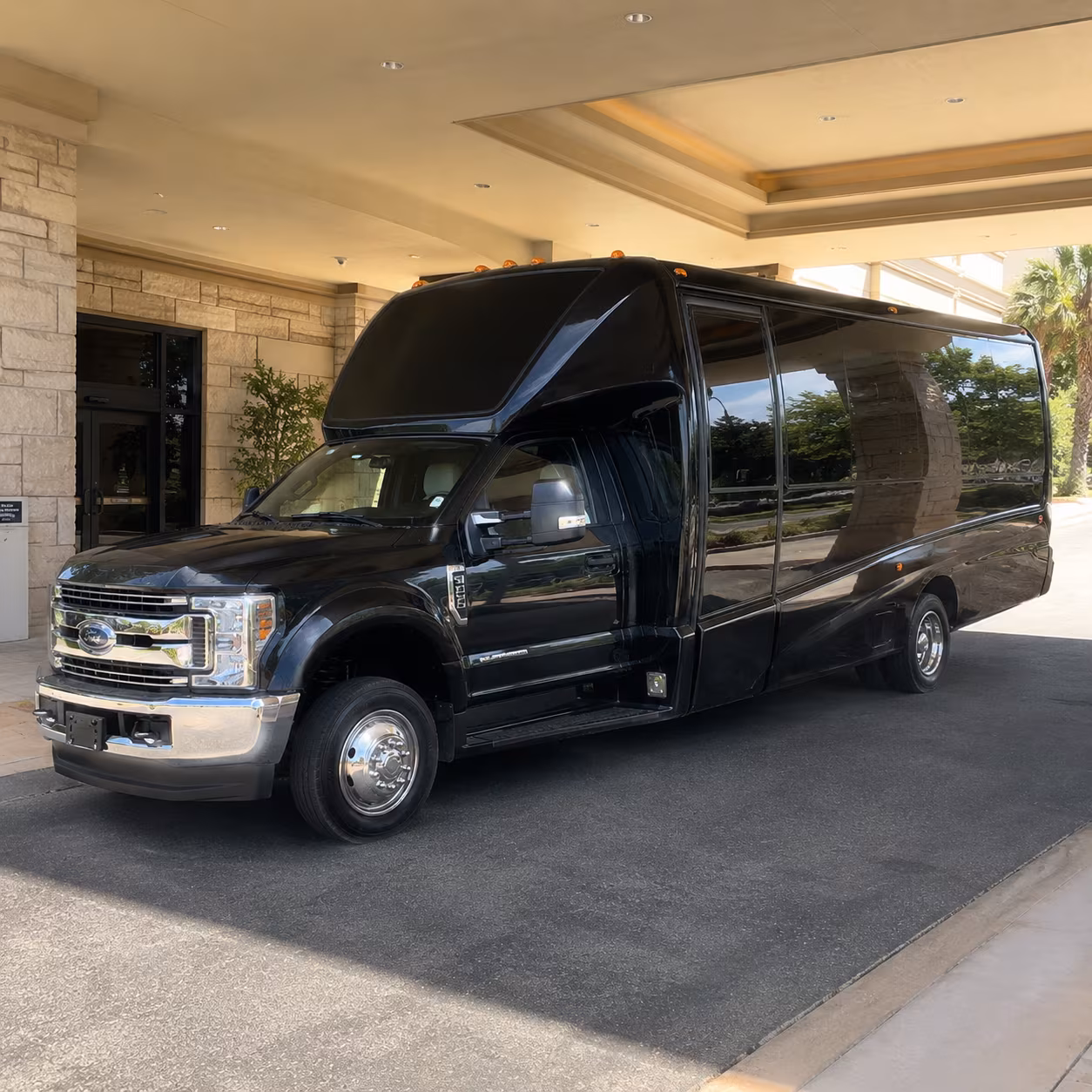 field trip bus rentals for macon area college and career exploration trips