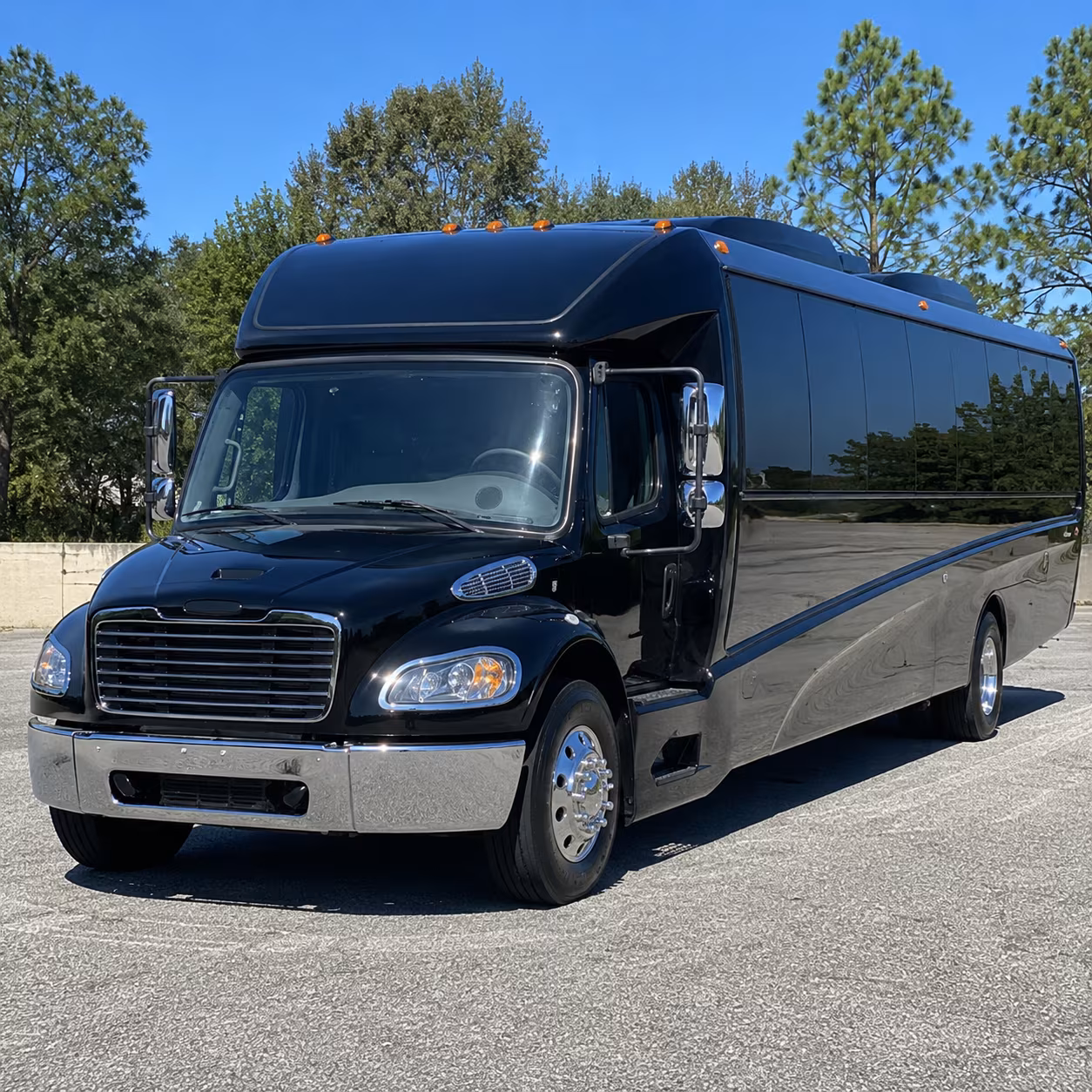 macon 20 passenger minibus