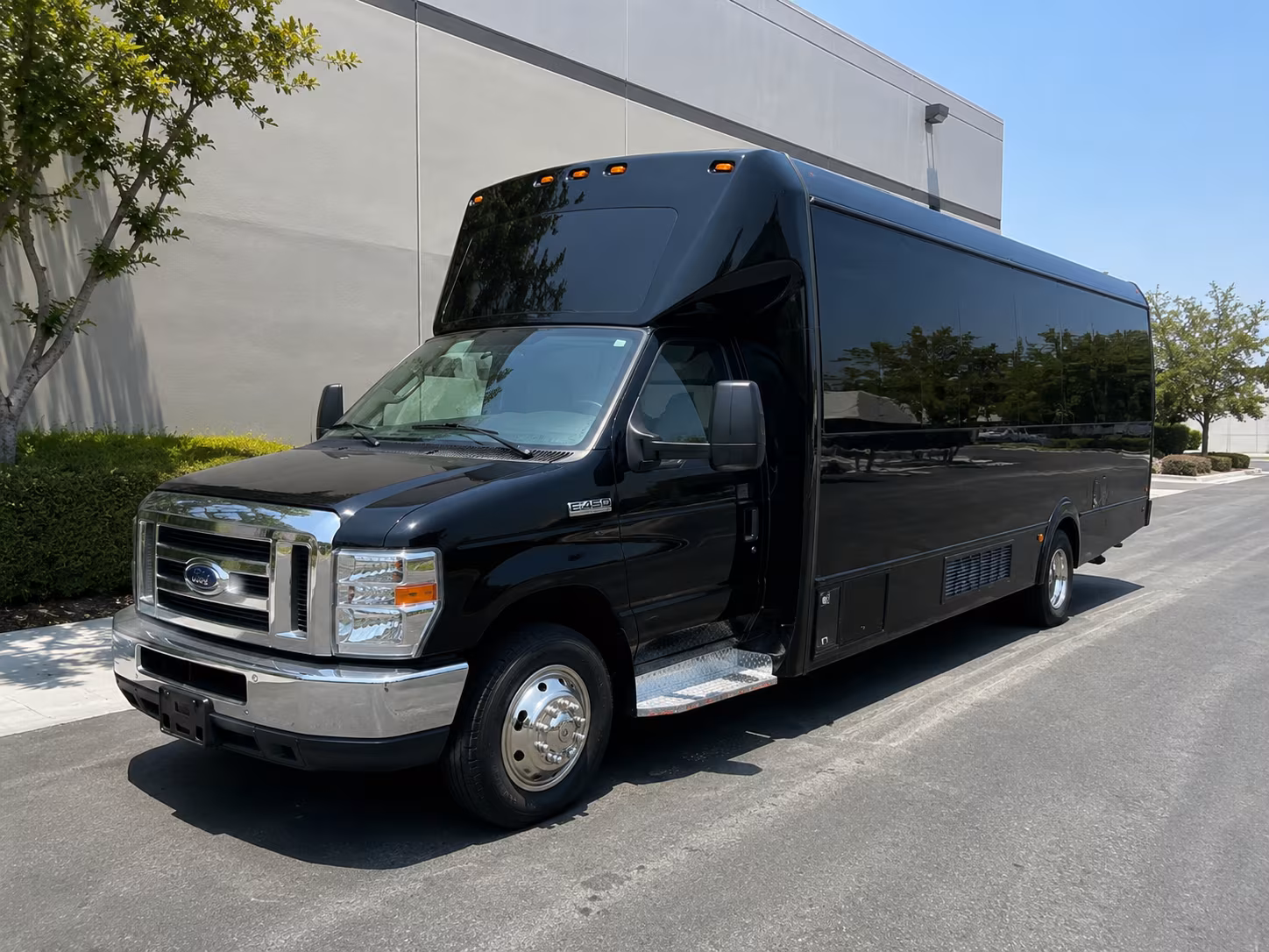 macon history and heritage tour buses