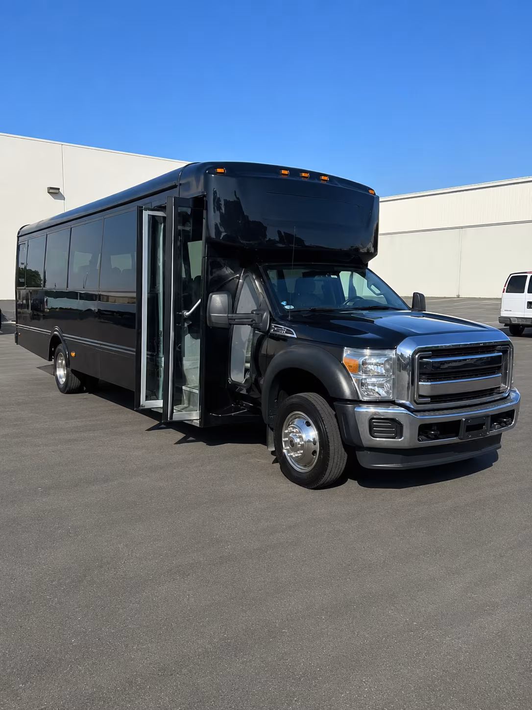 macon quinceanera sweet 16 party bus rental
